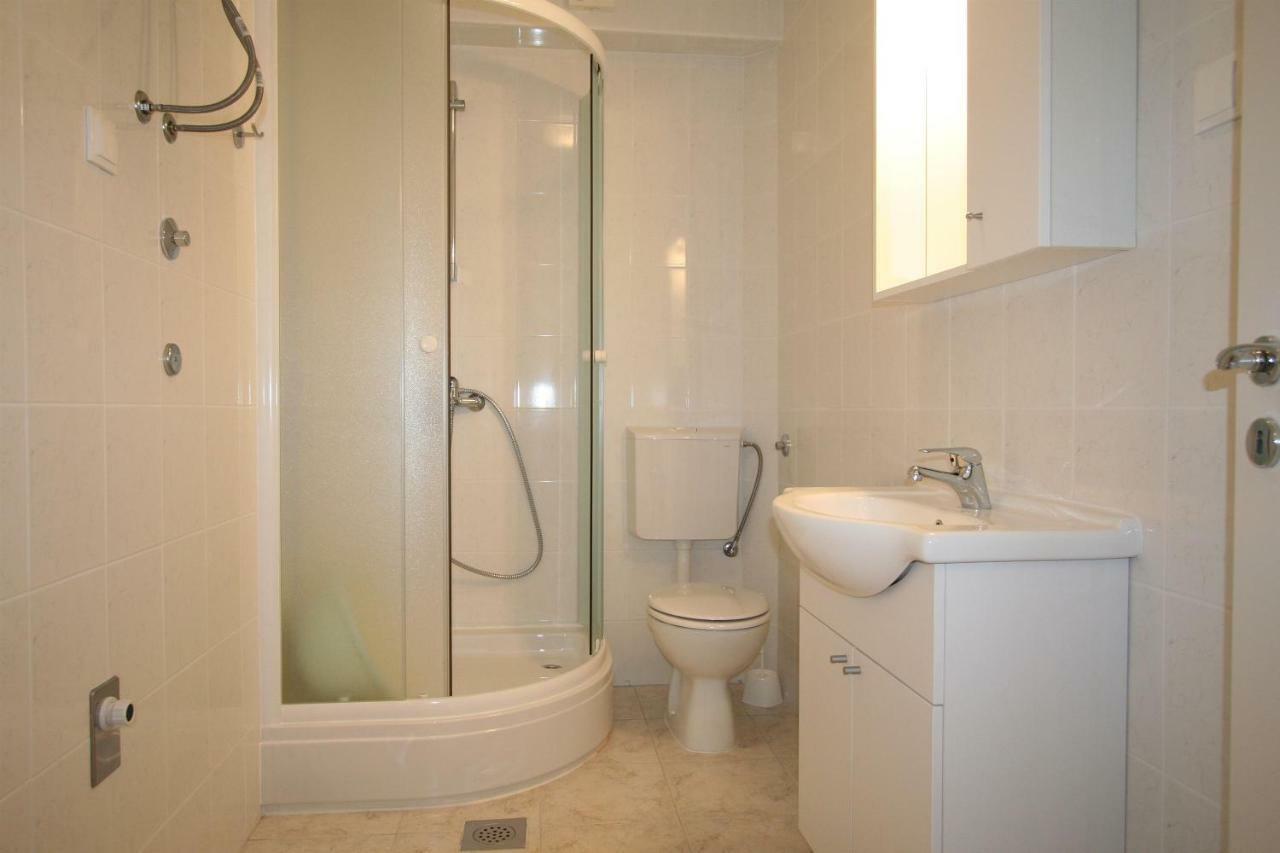 Apartments Hodzic Šilo Εξωτερικό φωτογραφία
